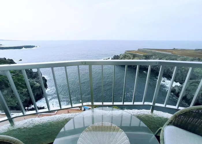 Live San Marcos Callao Con Balcon Y Vista Al Mar 이코드레로스비노스